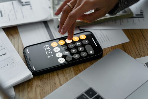 What are some ways clubs can operate at maximum efficiency and cut down on their expenses?